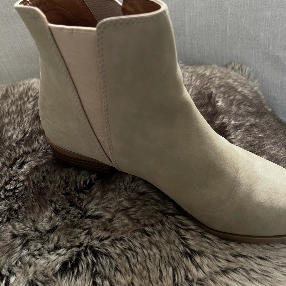Grey booties